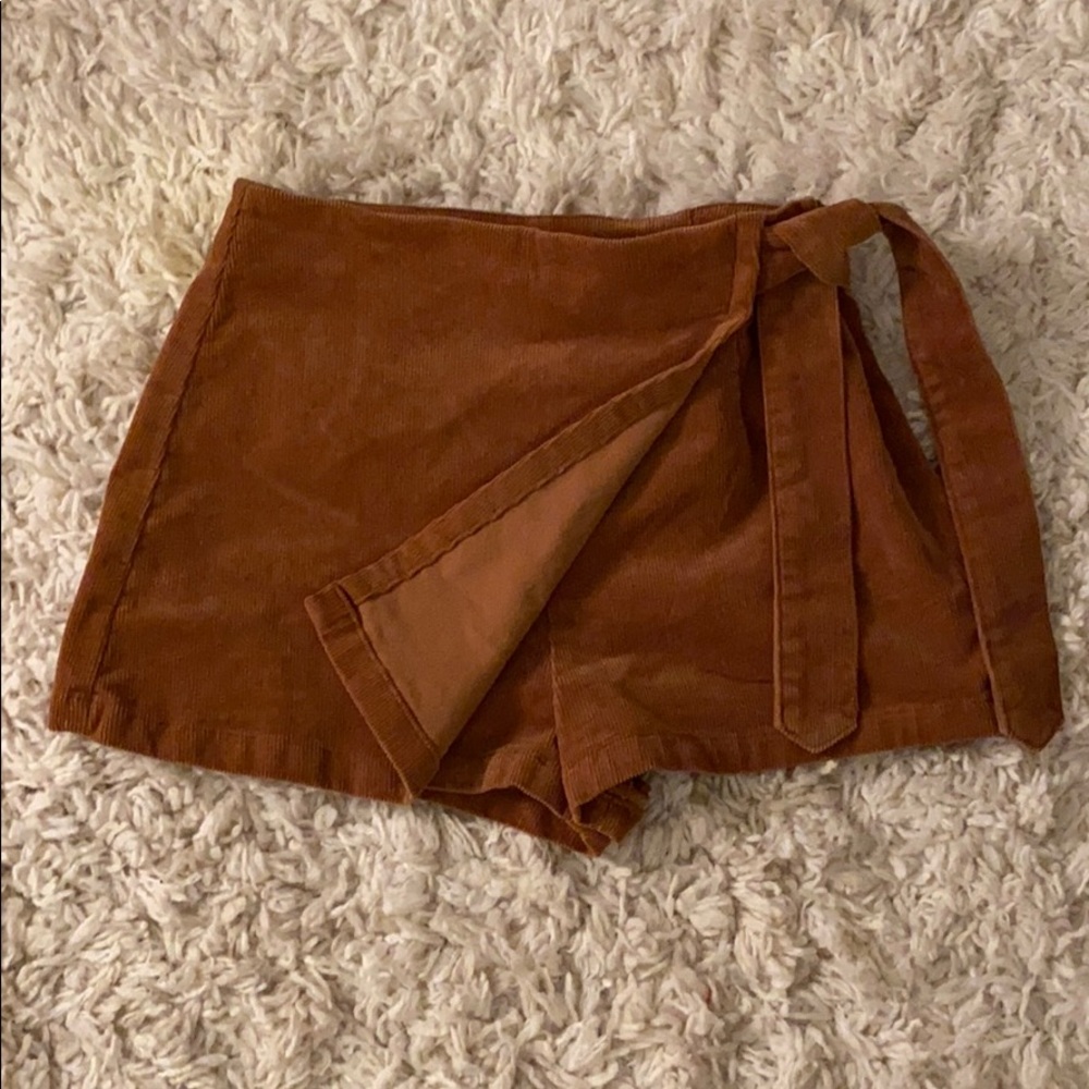 Forever 21 shorts/skirt